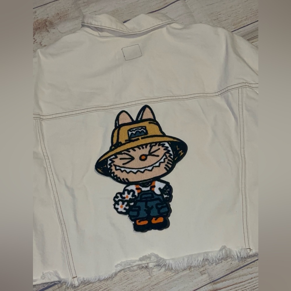 Labubu - Picture 3 of 7